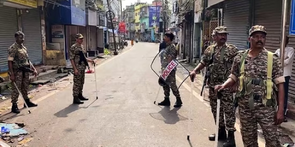 Curfew in parts of Cuttack, internet suspended after violence during Durga idol immersion