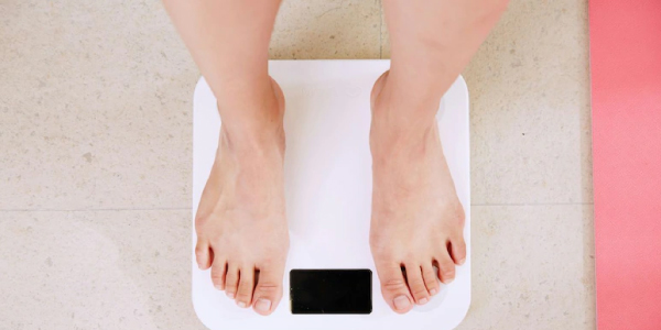 Fitness Coach Shares 7 Worst Times To Check Your Weight