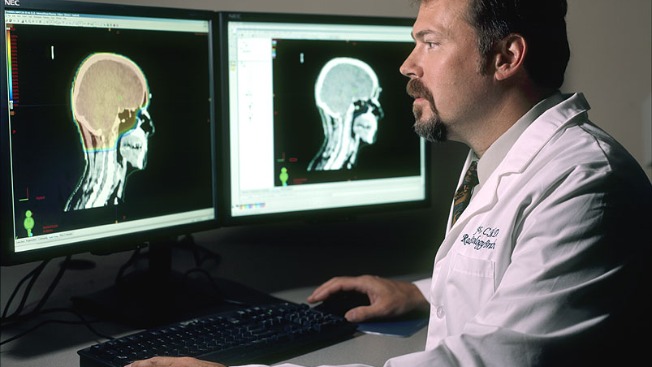Microsoft AI system diagnoses complex cases step by step, outperforms doctors in study